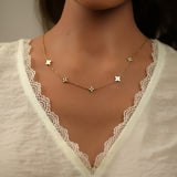 Collier en acier doré 850J833