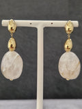 Boucles d'oreilles ZAG Lyah en acier doré et résine crème