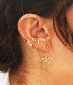 Earcuff ZAG Gabriella en acier doré (vendu à l'unité)